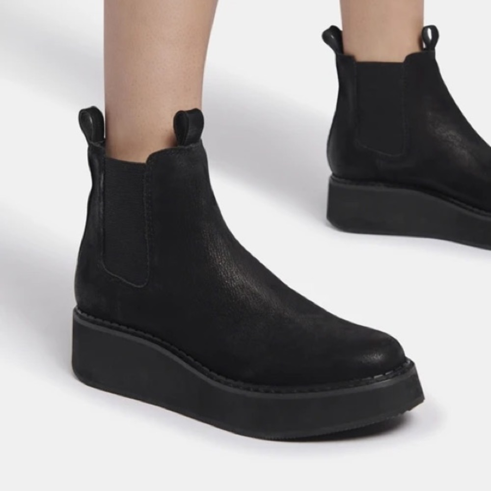 Dolce Vita Arlete wedge suede chelsea ankle boots booties